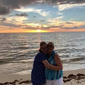 Meet your Posher, Abigail leigh